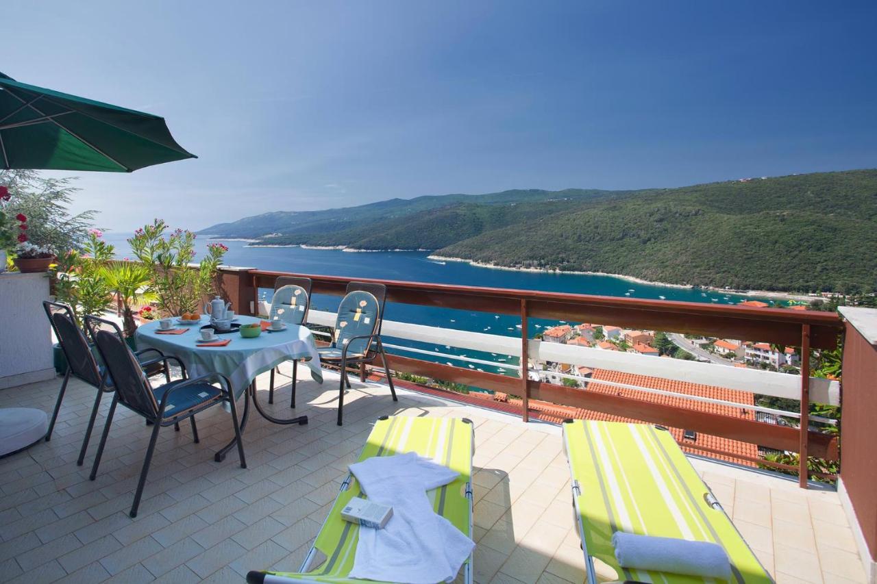 Apartments Lina 2023 Рабац Екстериор снимка
