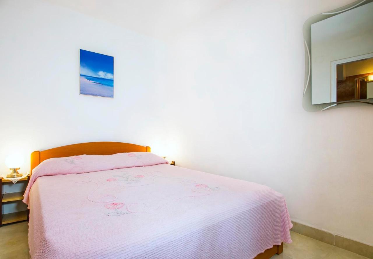 Apartments Lina 2023 Рабац Екстериор снимка